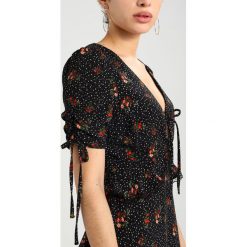 Sukienki hiszpanki: New Look Petite DITSY STAR TRIM RUFFLED DRESS Sukienka letnia black pattern