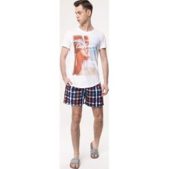 Granatowe Szorty Oceanographic. Szare spodenki i szorty męskie Born2be, xl, bez wzorów. Za 29,99 zł.
