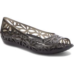 Półbuty CROCS - Isabella Jelly II Flat W 204941 Black/Black. Czarne klapki damskie Crocs, na co dzień, bez wzorów, z tworzywa sztucznego, bez obcasa, na płaskiej podeszwie, bez zapięcia. Za 179,00 zł.