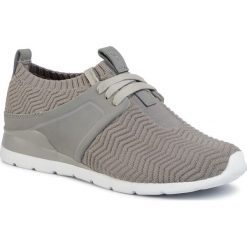 Sneakersy UGG - W Willows 1099837 Sel. Szare półbuty damskie Ugg, na co dzień, bez wzorów, ze skóry ekologicznej, bez obcasa, na płaskiej podeszwie, bez zapięcia. Za 549,00 zł.