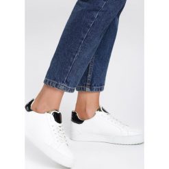 Białe Sneakersy Always True. Białe sneakersy damskie Renee, ze skóry. Za 59,99 zł.