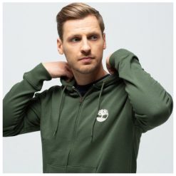 Timberland Bluza Core Tree Logo Full Zip Hoodie , zielony, rozmiar S. Zielone bluzy męskie Timberland, s, bez wzorów, z bawełny, eleganckie, z kapturem, bez rękawów, bez kaptura. W wyprzedaży za 319,99 zł.