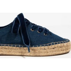 Parfois - Buty. Niebieskie buty sportowe damskie marki Parfois, bez wzorów, z gumy, sportowe. W wyprzedaży za 79,90 zł.