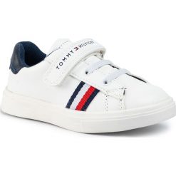 Sneakersy TOMMY HILFIGER - Low Cut Velcro T1B4-30491-0740 White/Blue X336. Białe trampki chłopięce TOMMY HILFIGER, na rzepy. Za 269,00 zł.