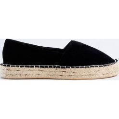 Tomsy damskie: Welurowe espadryle na platformie – Czarny