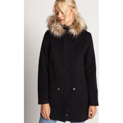 PŁASZCZ DAMSKI. Niebieskie płaszcze damskie Top Secret, na zimę, bez wzorów, z wełny, eleganckie. W wyprzedaży za 139,99 zł.
