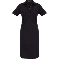 Sukienka letnia Lacoste Marine Black. Czarne kombinezony damskie na lato, bez wzorów, klasyczne, z klasycznym kołnierzykiem, bez rękawów. Za 379,00 zł.