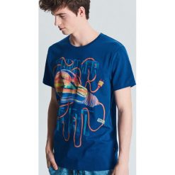 Koszulka Summer - Granatowy. Niebieskie koszulki męskie Cropp, s, bez wzorów, bez kołnierzyka, bez rękawów. Za 31,99 zł.