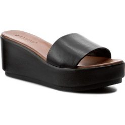 Klapki damskie: Klapki INUOVO – 7112 Black