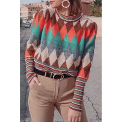 Sweter damski LEBORA. Bluzy damskie Sweter damski LEBORA, uniwersalny, bez wzorów, bez rękawów, bez kaptura. W wyprzedaży za 79,00 zł.