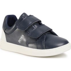 Sneakersy BOSS - J29J15 Navy 849. Niebieskie trampki chłopięce Boss, bez wzorów, ze skóry ekologicznej, na rzepy. Za 389,00 zł.