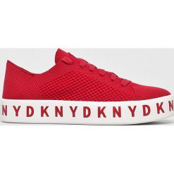 Dkny - Buty. Czerwone buty sportowe damskie DKNY, bez wzorów, z gumy, sportowe. W wyprzedaży za 379,90 zł.