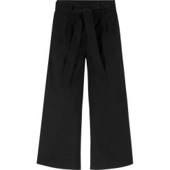 Spodnie 3/4 bonprix czarny. Czarne spodnie damskie bonprix. Za 74,99 zł.