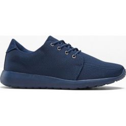 Sneakersy bonprix ciemnoniebieski. Niebieskie buty sportowe damskie bonprix. Za 84,99 zł.
