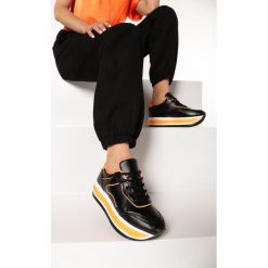 Czarno-Pomarańczowe Sneakersy Astirise. Czarne buty sportowe damskie Born2be, w paski, sportowe. Za 89,99 zł.