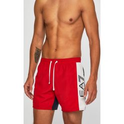 EA7 Emporio Armani - Kąpielówki. Czerwone kąpielówki męskie EA7 Emporio Armani, m, bez wzorów, z poliesteru. Za 279,90 zł.