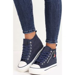 Granatowe Sneakersy Tesera. Niebieskie sneakersy damskie marki Born2be, z denimu. Za 49,99 zł.