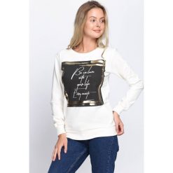Kremowa Bluza Be In Love. Białe bluzy damskie Born2be, na jesień, xl. Za 39,99 zł.