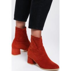 Brązowe Botki Talia. Pomarańczowe botki damskie Inny, eleganckie, za kostkę, na wysokim obcasie, na słupku, bez zapięcia. Za 109,99 zł.
