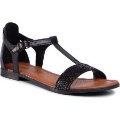 Sandały LASOCKI - OCE-ARENA-01 Black. Czarne klapki damskie Lasocki, bez wzorów, ze skóry, bez obcasa, na obcasie. Za 119,99 zł.