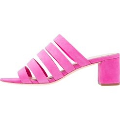 Chodaki damskie: Loeffler Randall FINLEY Klapki ultra pink