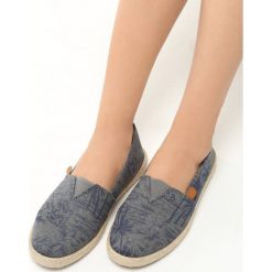 Czarne Espadryle Summer Breeze. Czarne tomsy damskie Born2be, na płaskiej podeszwie. Za 24,99 zł.
