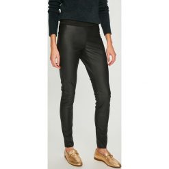 Vero Moda - Legginsy Storm. Szare legginsy skórzane Vero Moda, l. Za 129,90 zł.