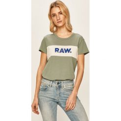 G-Star Raw - T-shirt. Zielone bluzki damskie G-Star RAW, s, z nadrukiem, z bawełny, retro, z okrągłym kołnierzem, z krótkim rękawem. W wyprzedaży za 119,90 zł.