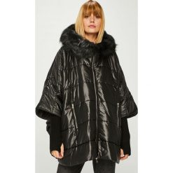 Liu Jo - Kurtka. Czarne kurtki damskie marki Liu Jo, s, bez wzorów, z poliesteru, krótkie, z kapturem. W wyprzedaży za 1199,00 zł.