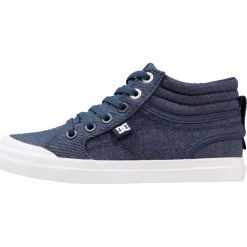 DC Shoes Tenisówki i Trampki wysokie blue. Niebieskie trampki chłopięce marki DC Shoes, z materiału. W wyprzedaży za 202,30 zł.