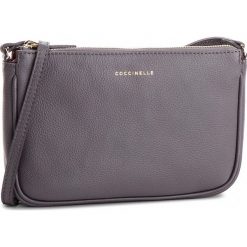 Torebka COCCINELLE - CV3 Mini Bag E5 CV3 55 E1 07 Fume Y28. Szare torebki klasyczne damskie Coccinelle, bez wzorów, ze skóry, eleganckie, na ramię, bez dodatków. W wyprzedaży za 419,00 zł.