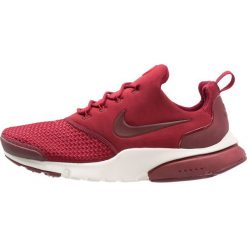 Trampki męskie: Nike Sportswear PRESTO FLY Tenisówki i Trampki team red/gym red/sail