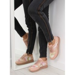 Buty sportowe z cekinami różowe LH10P PINK. Różowe buty sportowe damskie obuwie damskie, bez wzorów, z tkaniny, sportowe. Za 75,94 zł.