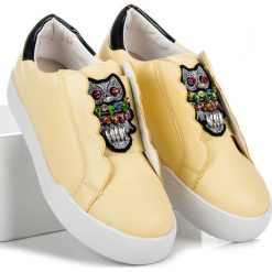 WSUWANE TRAMPKI W SOWY. Żółte tenisówki damskie vices. Za 89,95 zł.