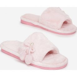 Różowe Kapcie Mhyrryss. Różowe kapcie damskie Born2be. Za 39,99 zł.