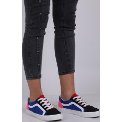 Kolorowe trampki sznurowane casu bl156. Czarne trampki dziewczęce Casu, bez wzorów, ze skóry ekologicznej, na sznurówki. Za 89,99 zł.