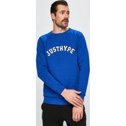 Hype - Bluza. Niebieskie bluzy męskie Hype, s, z nadrukiem, z bawełny, z okrągłym kołnierzem, bez rękawów, bez kaptura. W wyprzedaży za 129,90 zł.