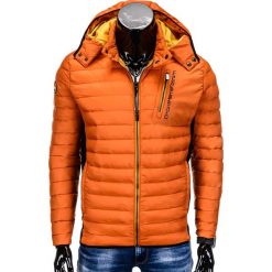 KURTKA MĘSKA PRZEJŚCIOWA PIKOWANA C291 - POMARAŃCZOWA. Brązowe kurtki męskie pikowane Ombre Clothing, m, z nadrukiem, z dzianiny, eleganckie. Za 79,00 zł.