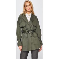 Answear - Trencz Secret Garden. Brązowe kurtki damskie ANSWEAR, s, w paski, z elastanu. W wyprzedaży za 89,90 zł.