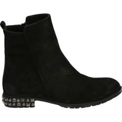 Botki - 8M3405 BLACK. Czarne botki damskie na zamek Venezia, z nubiku. Za 369,00 zł.