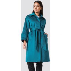 NA-KD Błyszczący płaszcz - Green,Blue. Niebieskie płaszcze damskie NA-KD, w paski. Za 283,95 zł.