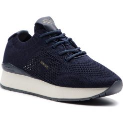 Sneakersy GANT - Linda 18538352 Marine G69. Niebieskie półbuty damskie GANT, bez wzorów, ze skóry ekologicznej, marine, bez obcasa, na płaskiej podeszwie, bez zapięcia. Za 439,95 zł.