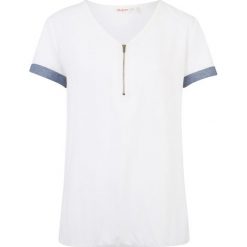 Bluzka shirtowa bonprix biel wełny. Białe koszulki damskie bonprix, na co dzień, bez wzorów, z wiskozy, z dekoltem w serek, z krótkim rękawem. Za 37,99 zł.