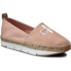 Espadryle CALVIN KLEIN JEANS - Genna R3768 Dusk. Różowe espadryle damskie marki Calvin Klein Jeans, z aplikacjami, z jeansu, bez obcasa, na płaskiej podeszwie, bez zapięcia. Za 459,90 zł.