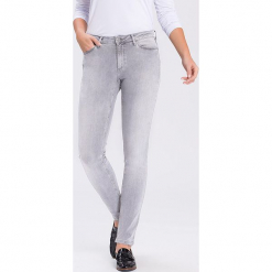 Dżinsy "Alan" - Skinny fit - w kolorze jasnoszarym. Szare rurki damskie marki Cross Jeans, z aplikacjami. W wyprzedaży za 113,95 zł.
