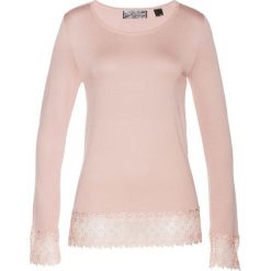 Sweter bonprix jasnoróżowy pudrowy. Różowe swetry damskie bonprix, na lato, bez wzorów, z dzianiny, bez rękawów, bez kaptura. Za 37,99 zł.