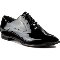 Oxfordy GINO ROSSI - Ester DPH072-S50-0600-9900-0 99. Czarne półbuty damskie Gino Rossi, na co dzień, ze skóry, eleganckie, na obcasie. W wyprzedaży za 219,00 zł.