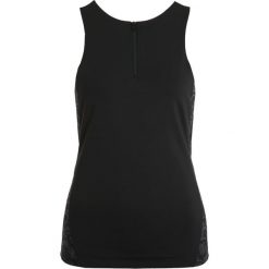 Adidas by Stella McCartney RUN Top black. Czarne topy damskie marki adidas by Stella McCartney, xs, z elastanu. W wyprzedaży za 174,50 zł.