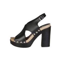 VERSACE 19.69 sandały damskie Dorothee czarne 36. Czarne sandały damskie Versace 19.69, bez wzorów, bez obcasa, na klamry. Za 269,00 zł.