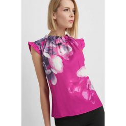 T-shirty damskie: Koszulka z motywem kwiatowym
